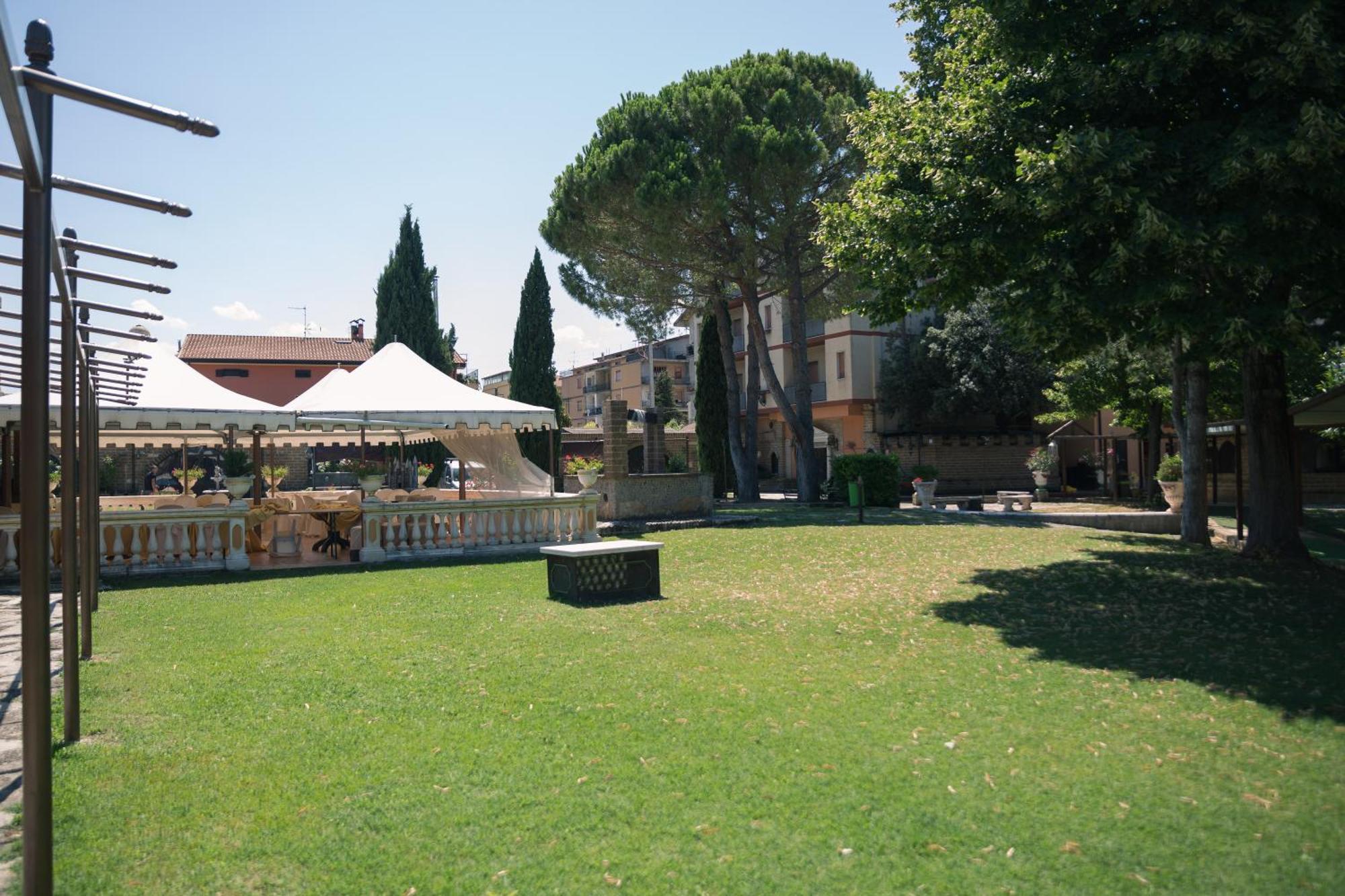 Il Castello Di Perano酒店 外观 照片